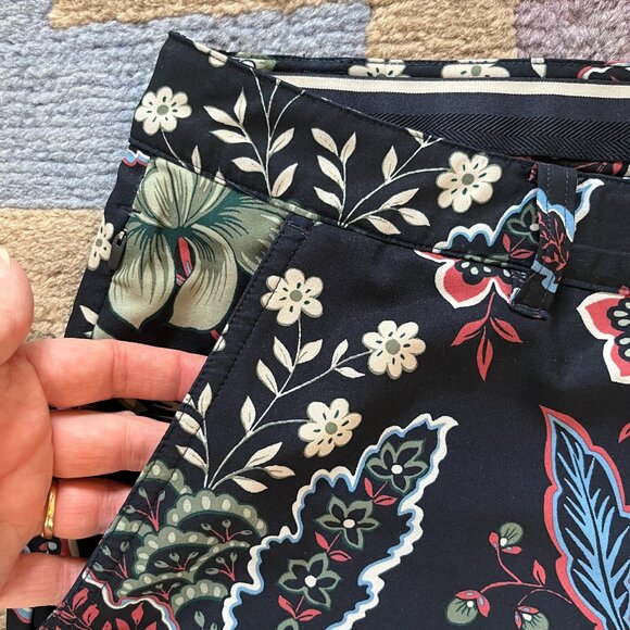 Puma X Liberty Men's Golf Shorts Performance Navy Blazer Paisley Floral Size 42 - Picture 3 of 9